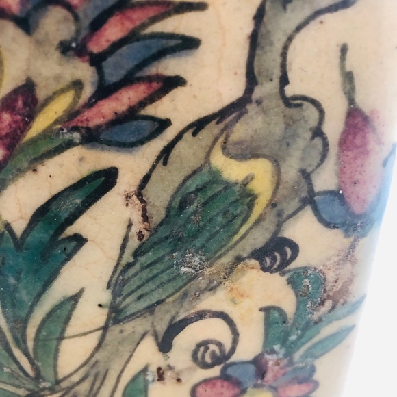 POTTERY VINTAGE, PERSIAN hand painted  TRI angle vasebirds - Picture 3 of 8